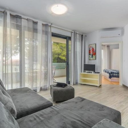 Lux Ξενοδοχείο Novigrad Istria Εξωτερικό φωτογραφία