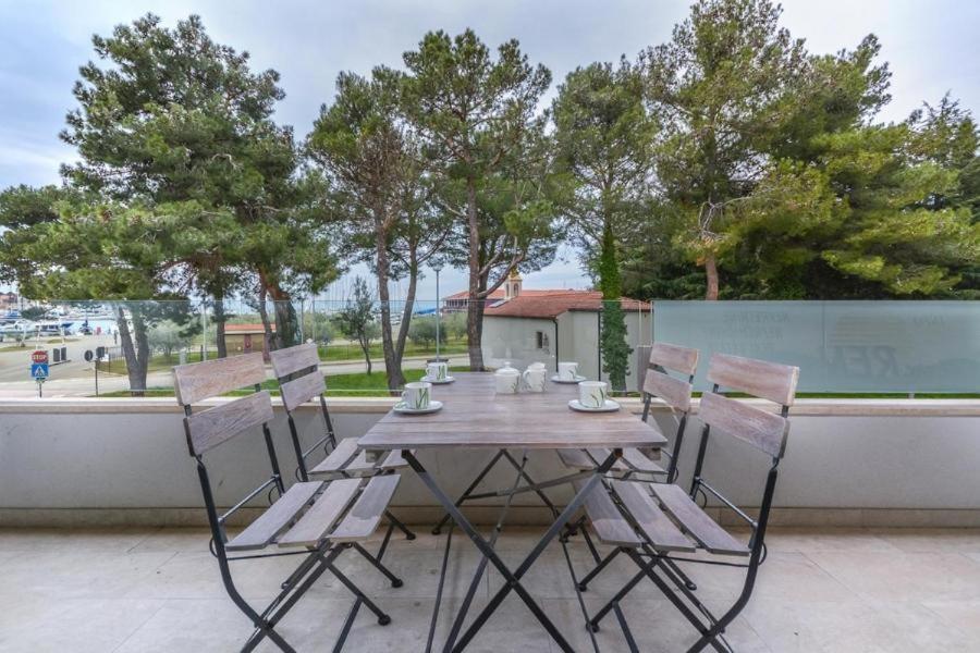 Lux Ξενοδοχείο Novigrad Istria Εξωτερικό φωτογραφία