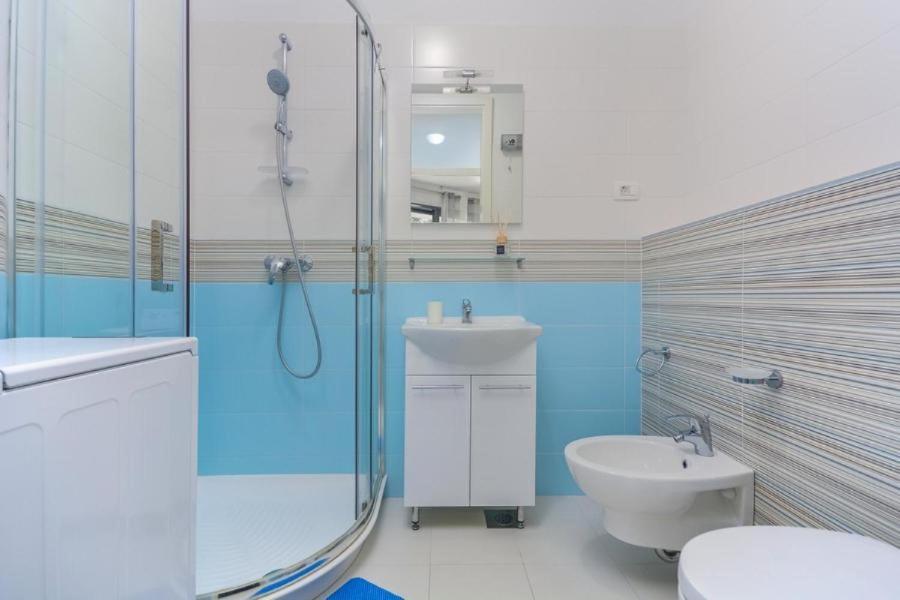 Lux Ξενοδοχείο Novigrad Istria Εξωτερικό φωτογραφία